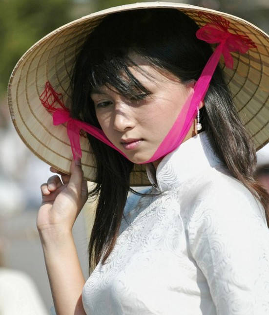 222间房主播跳舞 低语频道